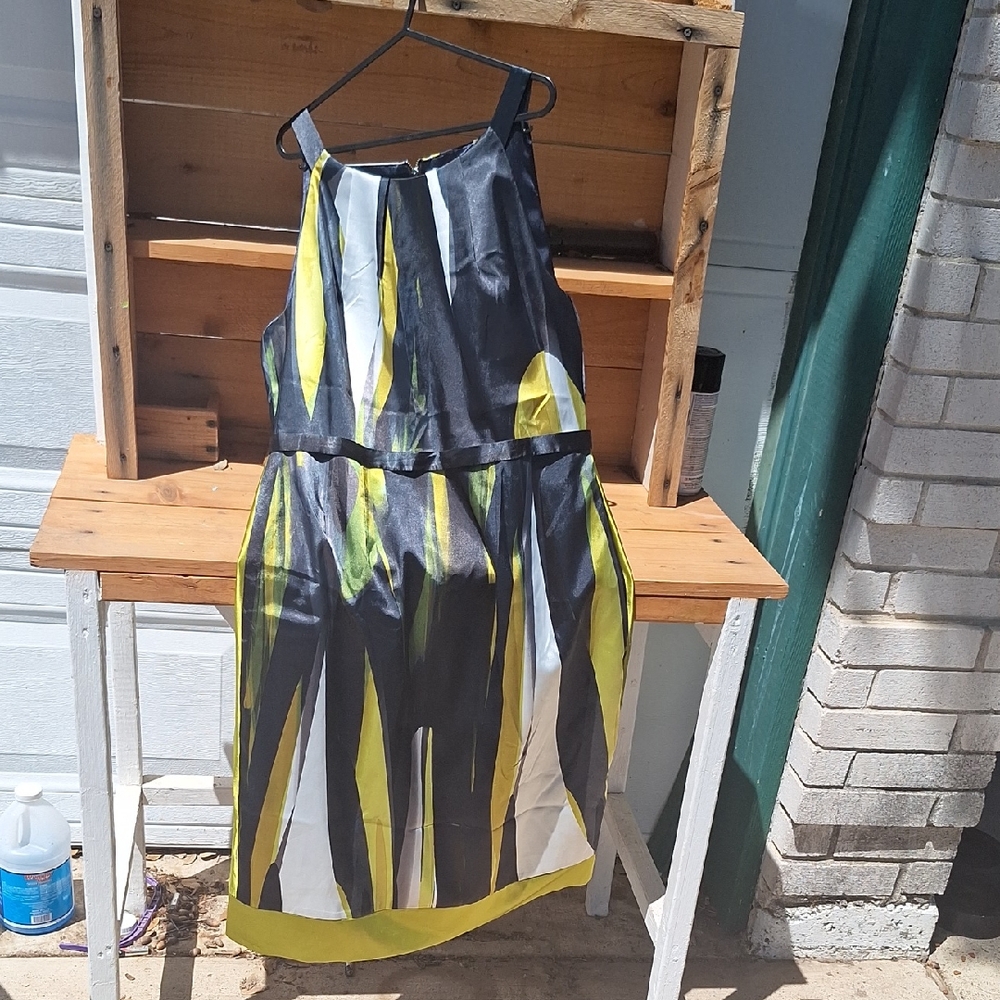 Stylish Striped Dress with Yellow Accents